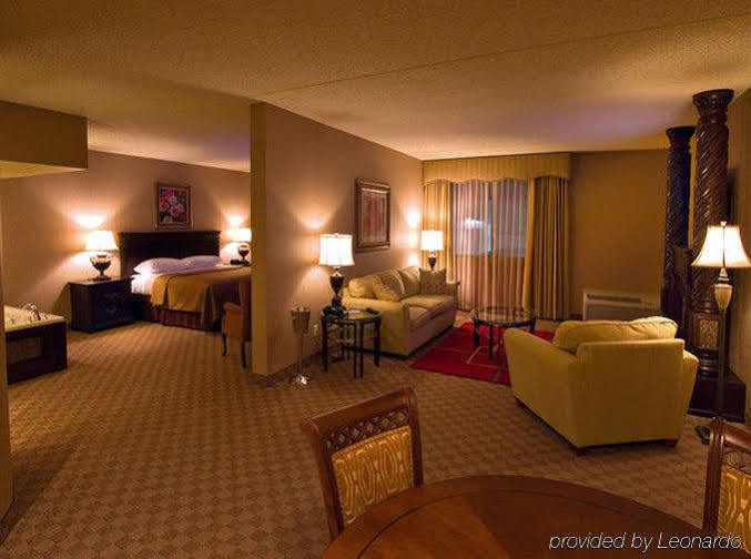 Salvatores Grand Hotel Williamsville Exterior photo